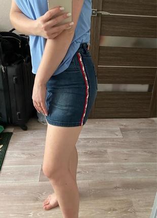 Продам джинсовую юбку levis 3