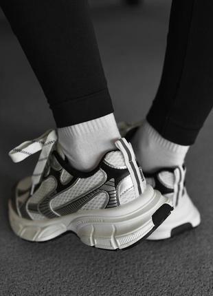 Женские кроссовки nike4 фото