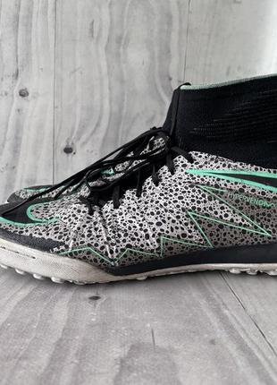 retro 10s black and white Nike hypervenom 950 166966403