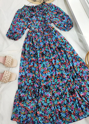 Прекрасна шифонова сукня в абстрактний квітковий принт papaya