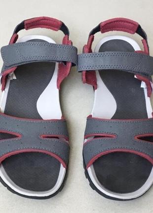 Сандалі quechua (франція) оригінал7 фото