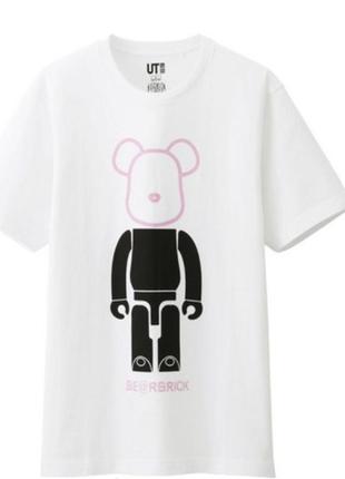 Футболка унісекс колаборація uniqlo &bearbrick.