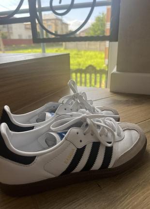 Кросівки adidas neutre3 фото