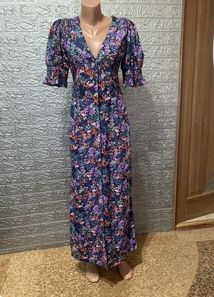 Гарне плаття максі по фігурі розмір xs в ідеальному стані