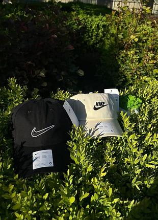 Кепка/бейсболка від бренду nike