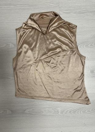 Атласный топ