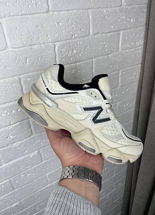 Женские кроссовки new balance 9060 4