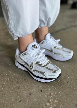 Кроссовки nike zoom vomero 5 white/metallic silver