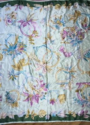 Шовкова розкішна хустка в принт стиль ferragamo