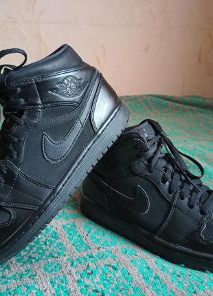 Кроссовки jordan 1 mid "triple black"