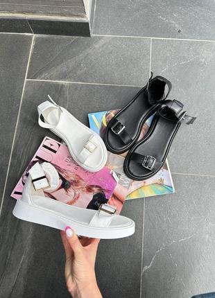 Босоніжки у двох кольорах 🫧🌸