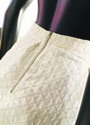 Белая юбка колокол с перфорацией от topshop6 фото