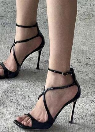 Лаковые туфли босоножки в стиле jimmy choo