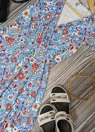 Блакитна трикотажна сукня із віскози у квітковий принт asos #35467 фото