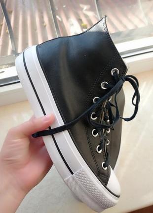 Кожаные кроссовки converse