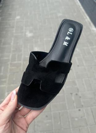Шльопанці в стилі бренда hermes