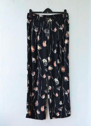 Широкие легкие штаны next