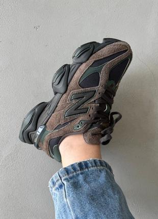 Кросівки жіночі new balance 9060 brown/dark green5 фото