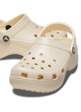 Crocs кроксы клоги сабо шлепки сандалии classic platform shimmer clog 208590-108 vanilla