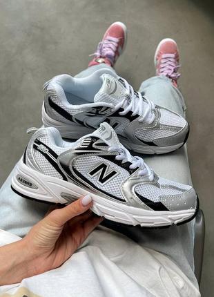 Класні жіночі кросівки у стилі nb350 silver black сріблясті з чорними вставками