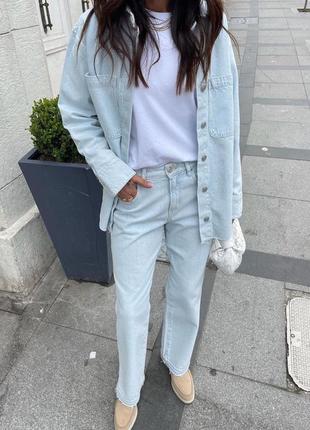 Базові світлі голубі джинси zara прямі бойфренди мом hm mango massimo dutti ivina marsego