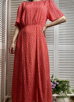 Красное платье в цветы new look, паркис 14-12