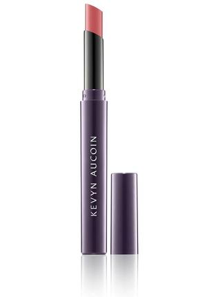 Kevyn aucoin unforgettable lipstick 💄  кремова губна помада  у відтінку legendary