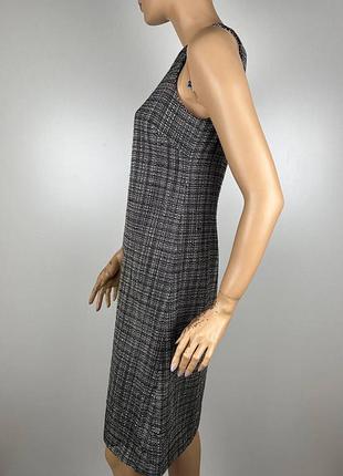У продажу строге плаття від christian dior 2