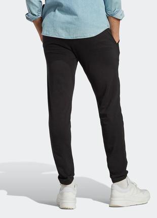 Спортивные штаны adidas essentials single jersey tapered elasticized cuff logo2 фото