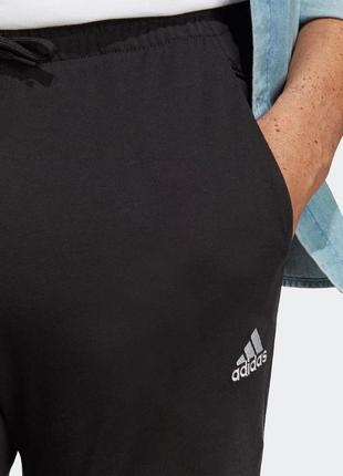 Спортивные штаны adidas essentials single jersey tapered elasticized cuff logo5 фото