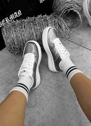 Кросівки кеди жіночі сріблясті сірі переливаються з білою платформою3 фото