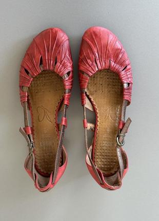 Красивые босоножки caprice, брендовая обувь, красные босоножки