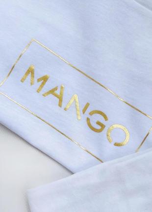 Базовая белая футболка с золотым лого mango оригинал6 фото