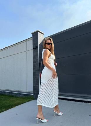 Дуже гарна літня сукня з розрізом, натуральна тканина