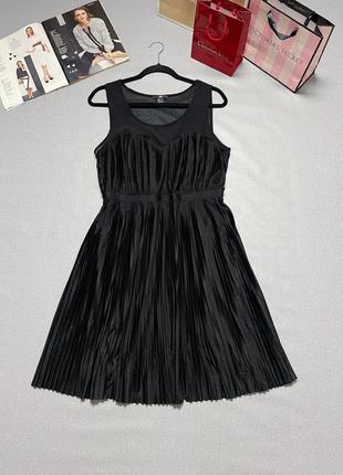 Чорна сукня плісе h&m
