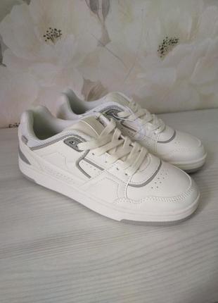 Кросівки красовки білі 35 розмір zara