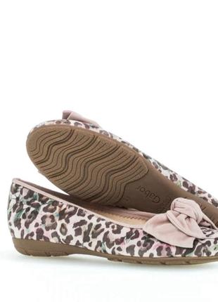 Gabor laura замшевые балетки animal принт бант /10374/