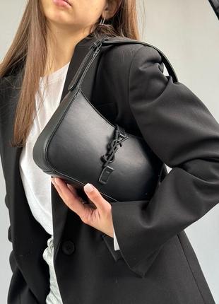 Стильна жіноча сумка yves saint laurent у чорному кольорі лого чорне маткові лоран, фірма чудовий подарунок3 фото
