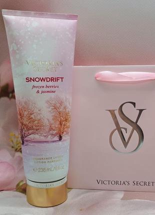 Увлажняющий лосьон для тела и рук snowdrift victoria's secret