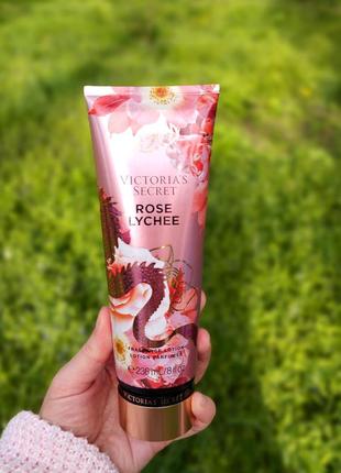 Парфумований лосьйон для тіла victoria's secret  rose lychee