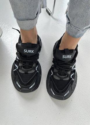 Стильні кросівки 👟😍