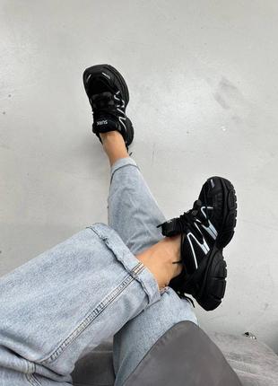 Стильні кросівки 👟😍