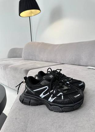 Стильні кросівки 👟😍