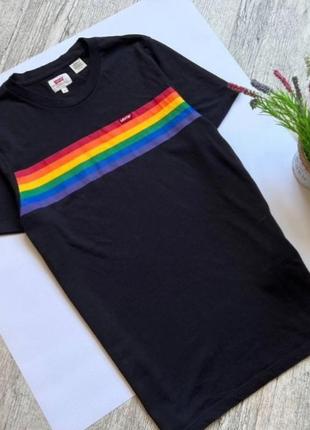 Футболка levi's