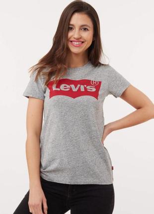 Женская футболка levi's оригинал