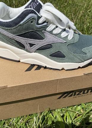 Кросівки mizuno (оригінал)