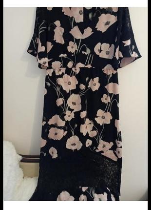 Нарядное праздничное платье