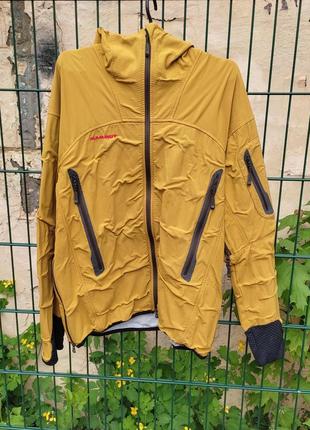 Мужская трекинговая куртка mammut resal jacket windstopper softshell hooded1 фото