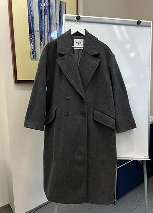 Сіре пальто zara