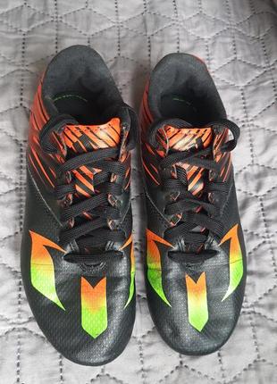 Футбольные бутсы аdidas messi